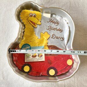 Wilton Big Bird in Nest Cake Pan Mold 1989 # 2105-805 Muppets Birthday